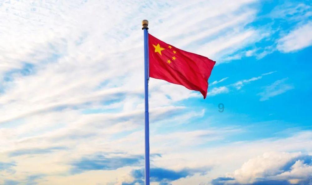 同学带几个朋友来我处游玩儿，中午联系我，想让我请吃饭。心理不大舒服。是我有问题吗？游戏画面